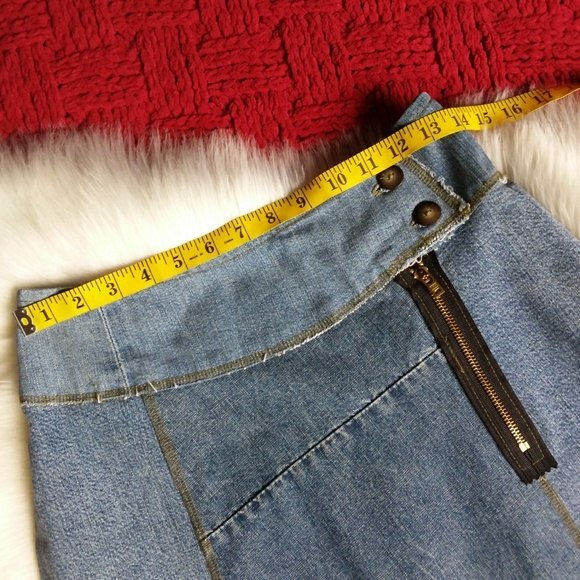 Elizabethan Skirt Women Size XS Blue Flower Detail Denim A-line - Picture 5 of 8